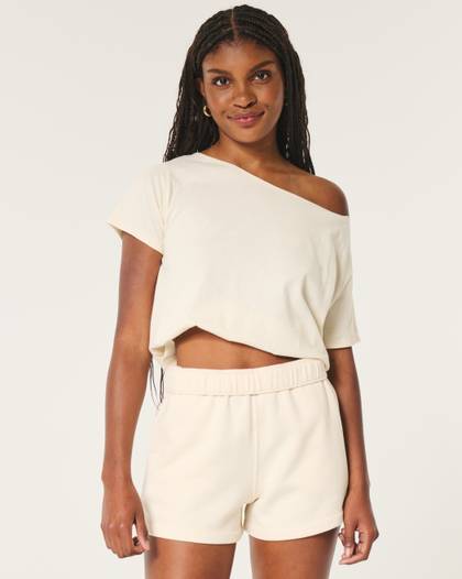 Easy Off-the-Shoulder T-Shirt