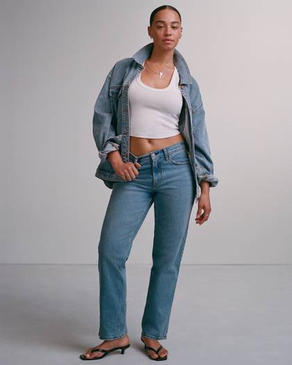 Curve Love Mid Rise 90s Straight Jean