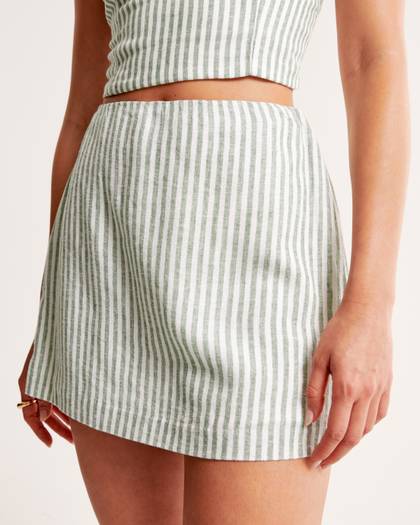 The A&F Scarlett Linen-Blend Mini Skort