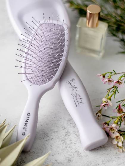 Gimme x The Sister Studio Mini Travel Brush - Fine Hair