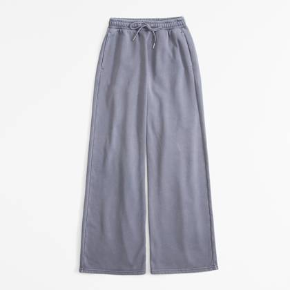 Essential Sunday Wide Leg Sweatpant