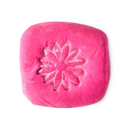 LUSH | Creamy Candy | Bubble Bar | Pink, Candy Floss-Scented Fluffy Bathing Foam