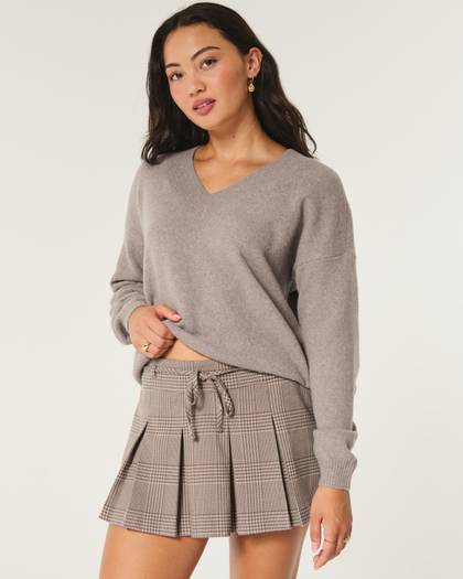 Hollister Comfy Cloud Oversized V-Neck Sweater