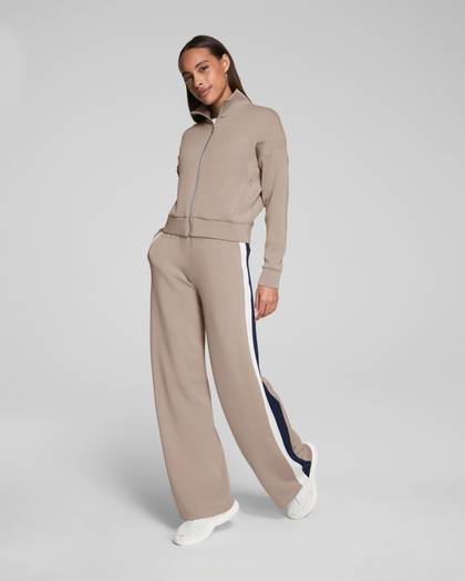 SPANX AirEssentials® Colorblock Wide Leg Track Pant | Ashwood/Powder/Timeless Navy - Navy