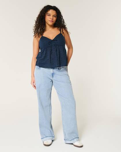 Low-Rise Light Wash Baggy Jeans