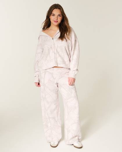 Hollister Feel Good Camo Baggy Sweatpants