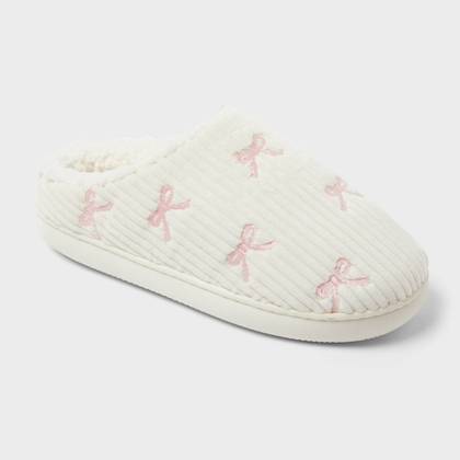 Women's Shona Scuff Slippers - Wild Fable™ Cream M