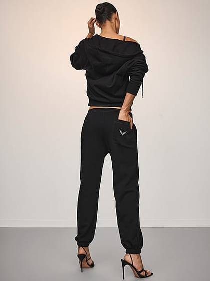 Iconic Fleece Relaxed Jogger Sweatpant
