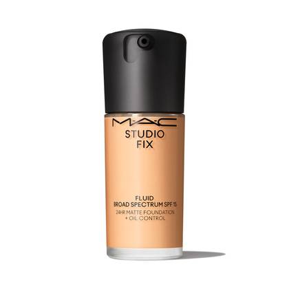 M·A·C Studio Fix Fluid SPF 15 24HR Matte Foundation & Oil Control - NC20​ | MAC Liquid Foundation | Soft-Matte Foundation | 30 ML