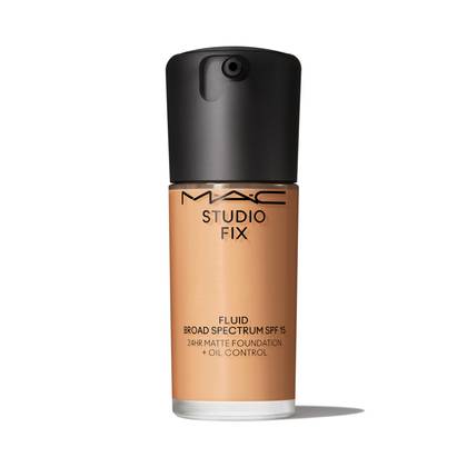 MAC - Studio Fix Fluid SPF 15 24HR Matte Foundation & Oil Control - NC37