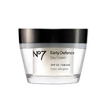 No7 Early Defence Day Cream SPF15 50ml