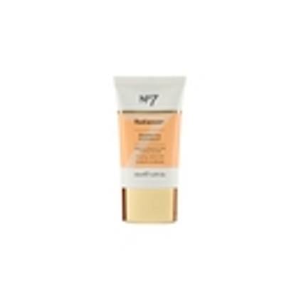 No7 Radiance+ Brightening Foundation 30ml - Crème