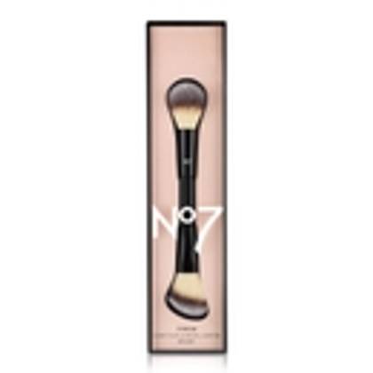 No7 Contour And Highlighter Brush