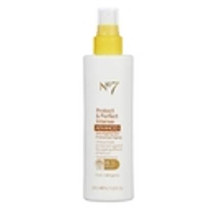 No7 Protect & Perfect Intense ADVANCED Anti-Ageing Sun Protection Spray SPF15 200ml