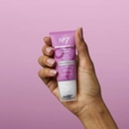 No7 Menopause Skincare Instant Radiance Serum 30ml