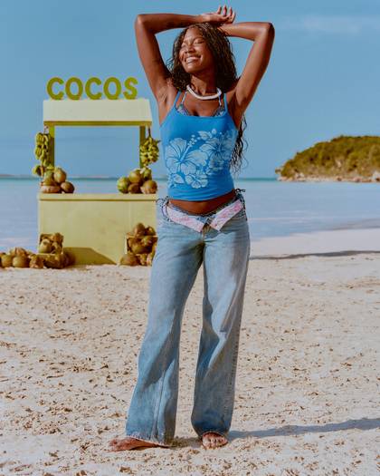 Low-Rise Medium Wash Foldover Waist Baggy Jeans