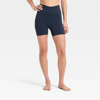 Women's Everyday Soft Ultra High-Rise Crossover Bike Shorts 5" - All In Motion Navy Blue XL