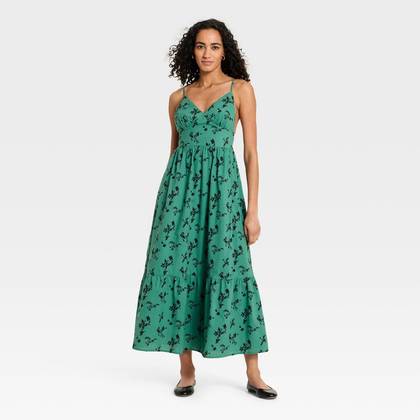 Women's Pullover Maxi A-Line Dress - Universal Thread™ Dark Green XS