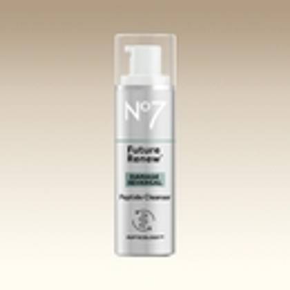 No7 No7 Future Renew™ Damage Reversal Peptide Cleanser 150ml