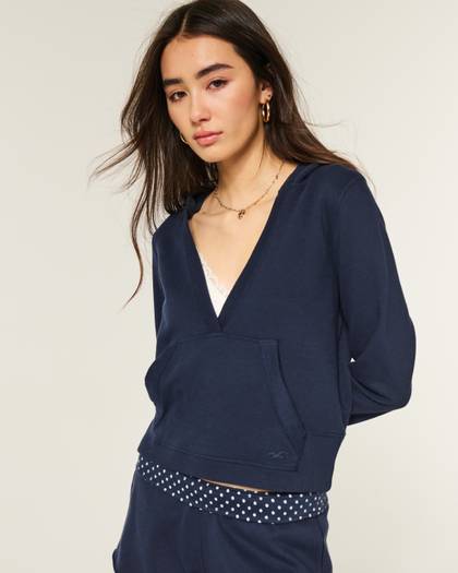 Easy V-Neck Hoodie