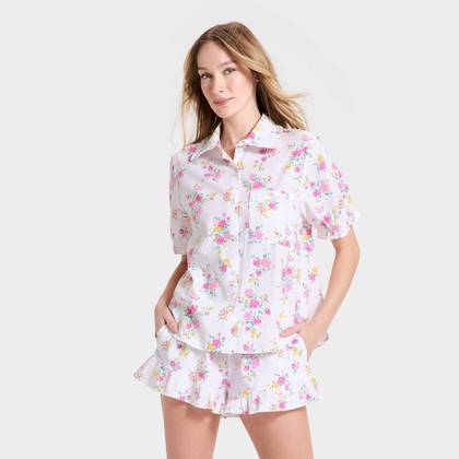 Women's Mommy & Me Ruffle Short Sleeve Notch Collar Shirt and Shorts Pajama Set - Auden™ White XS