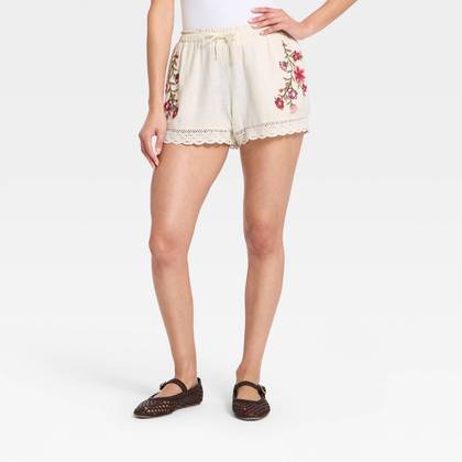 Women's Linen Pull-On Shorts 3.75" - Universal Thread™ Cream XS