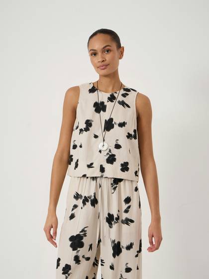 Vera Linen Blend Shell Top