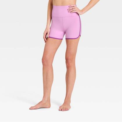 Women's Everyday Soft Ultra High-Rise Retro Contrast Hem Bike Shorts 3" - All In Motion™ Light Violet XS