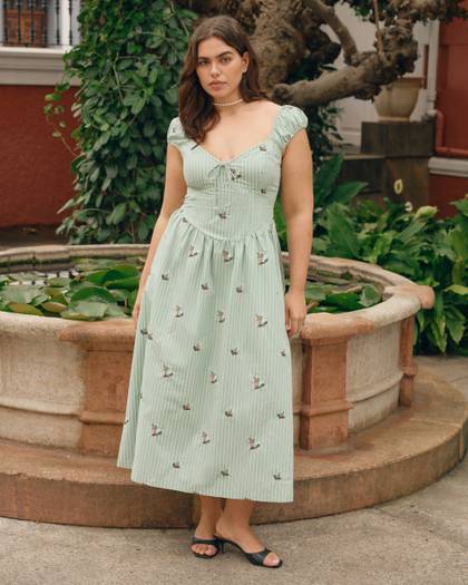 Bra-Free Cap Sleeve Dipped Waist Midi Dress