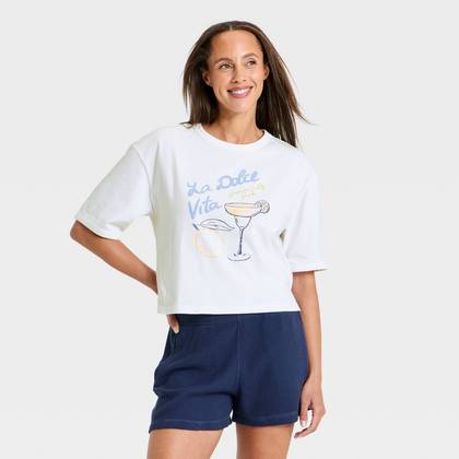 Women's Short Sleeve Graphic Relaxed Fit T-Shirt - Universal Thread™ White M