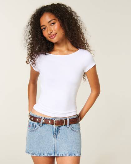 Soft Seamless Fabric Slash-Neck Top