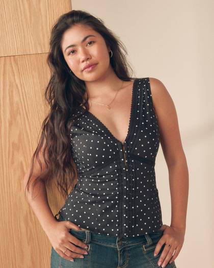 Hook & Eye Lace Trim Tank