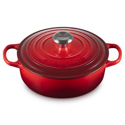 Le Creuset Signature Round Wide Dutch Oven, 3.5 qt.