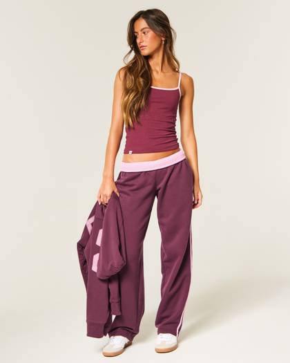 Hollister Feel Good Low-Rise Tapered Baggy Sweatpants