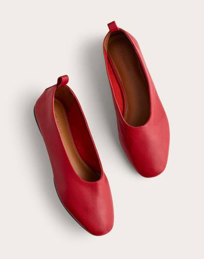 The Freja Glove Ballet Flat