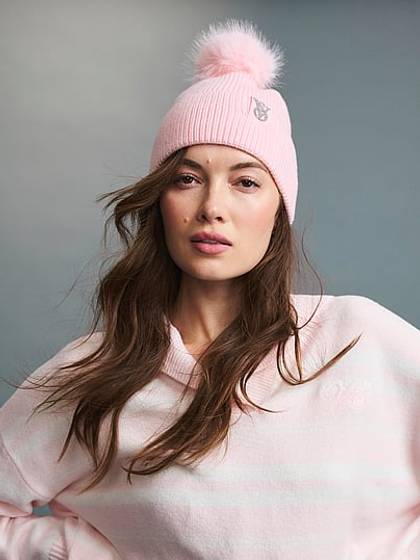 Cozy Knit Pom Beanie